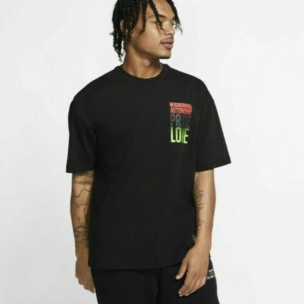 The Nike Tee Lauren Halsey "SummaEverythang" Men's Size Medium CU3556-010 NEW